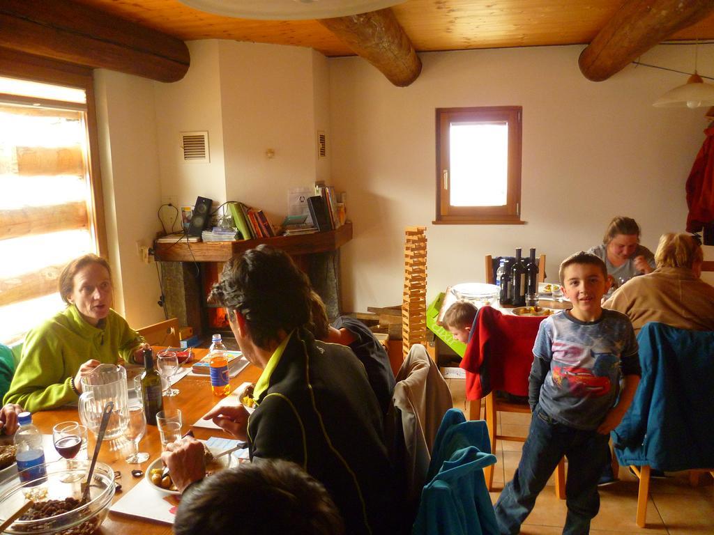 Villa Agri Scinghiöra Brontallo Esterno foto
